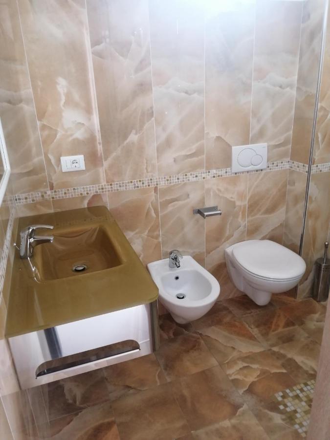 Hotel Riposo กัตเตโออามาเร ภายนอก รูปภาพ