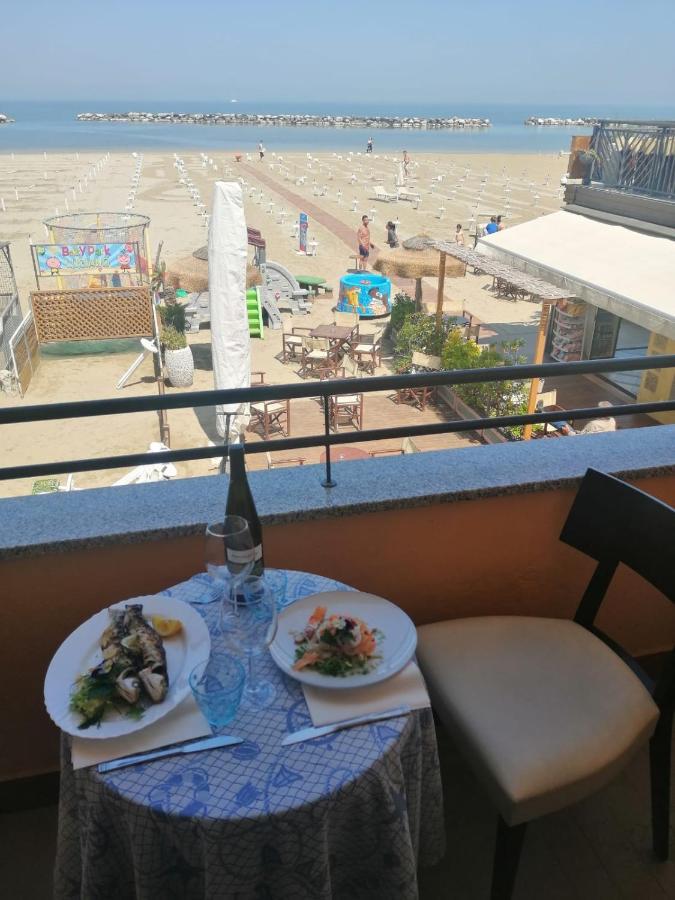 Hotel Riposo กัตเตโออามาเร ภายนอก รูปภาพ