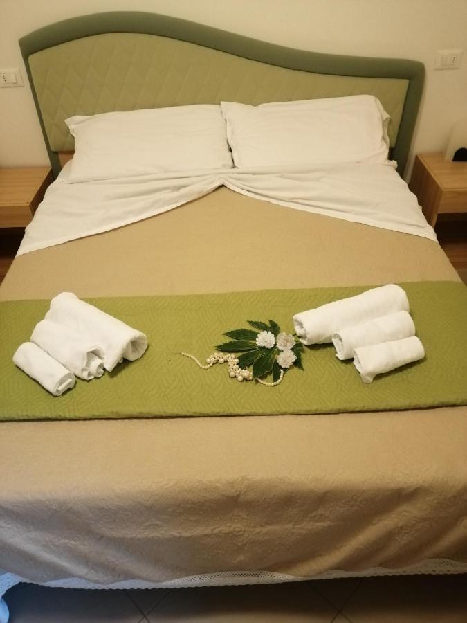 Hotel Riposo กัตเตโออามาเร ภายนอก รูปภาพ