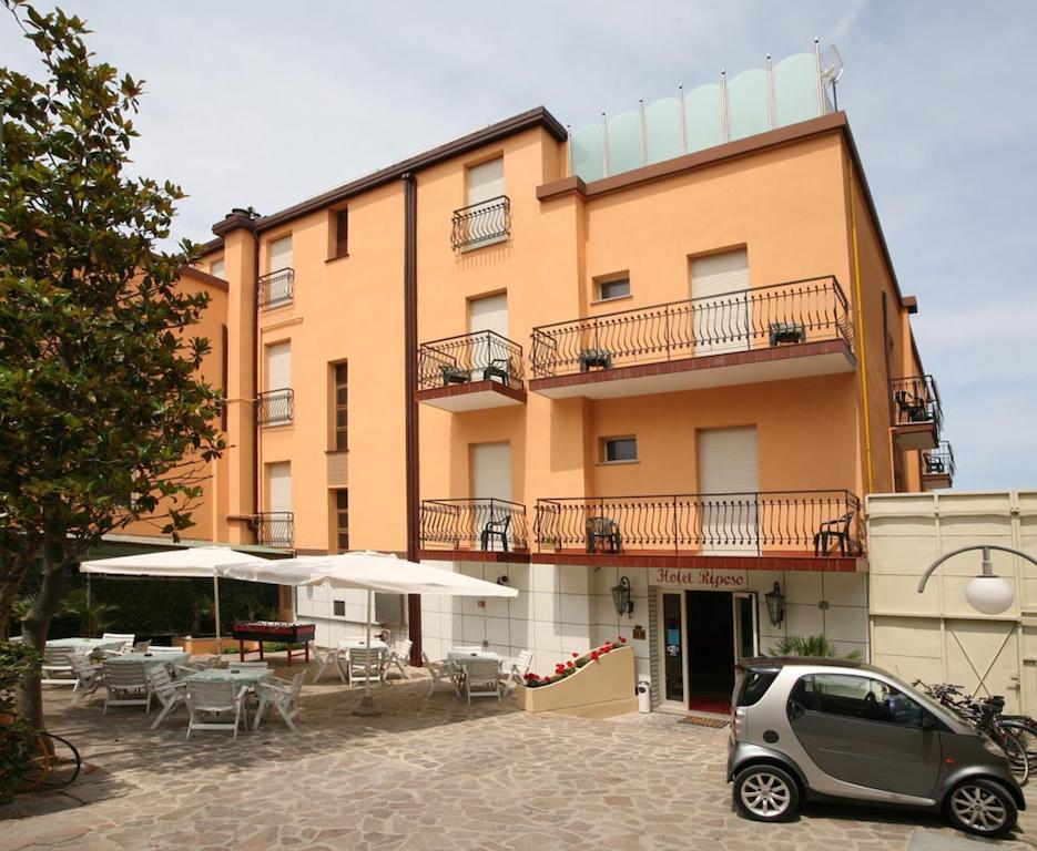 Hotel Riposo กัตเตโออามาเร ภายนอก รูปภาพ