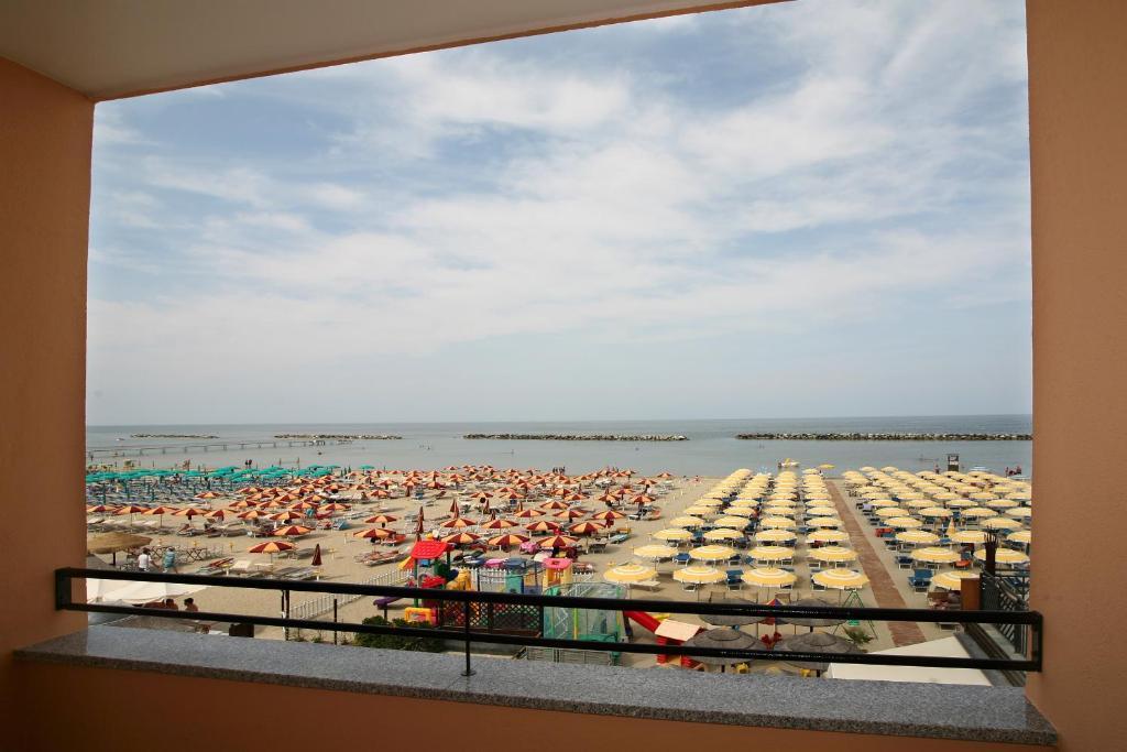 Hotel Riposo กัตเตโออามาเร ห้อง รูปภาพ