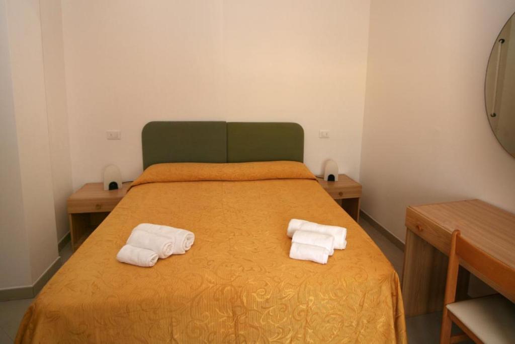 Hotel Riposo กัตเตโออามาเร ห้อง รูปภาพ